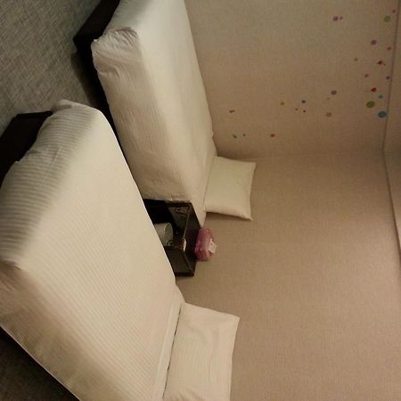 Holiday Fun Hostel 台北市 エクステリア 写真