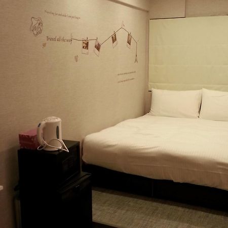 Holiday Fun Hostel 台北市 エクステリア 写真