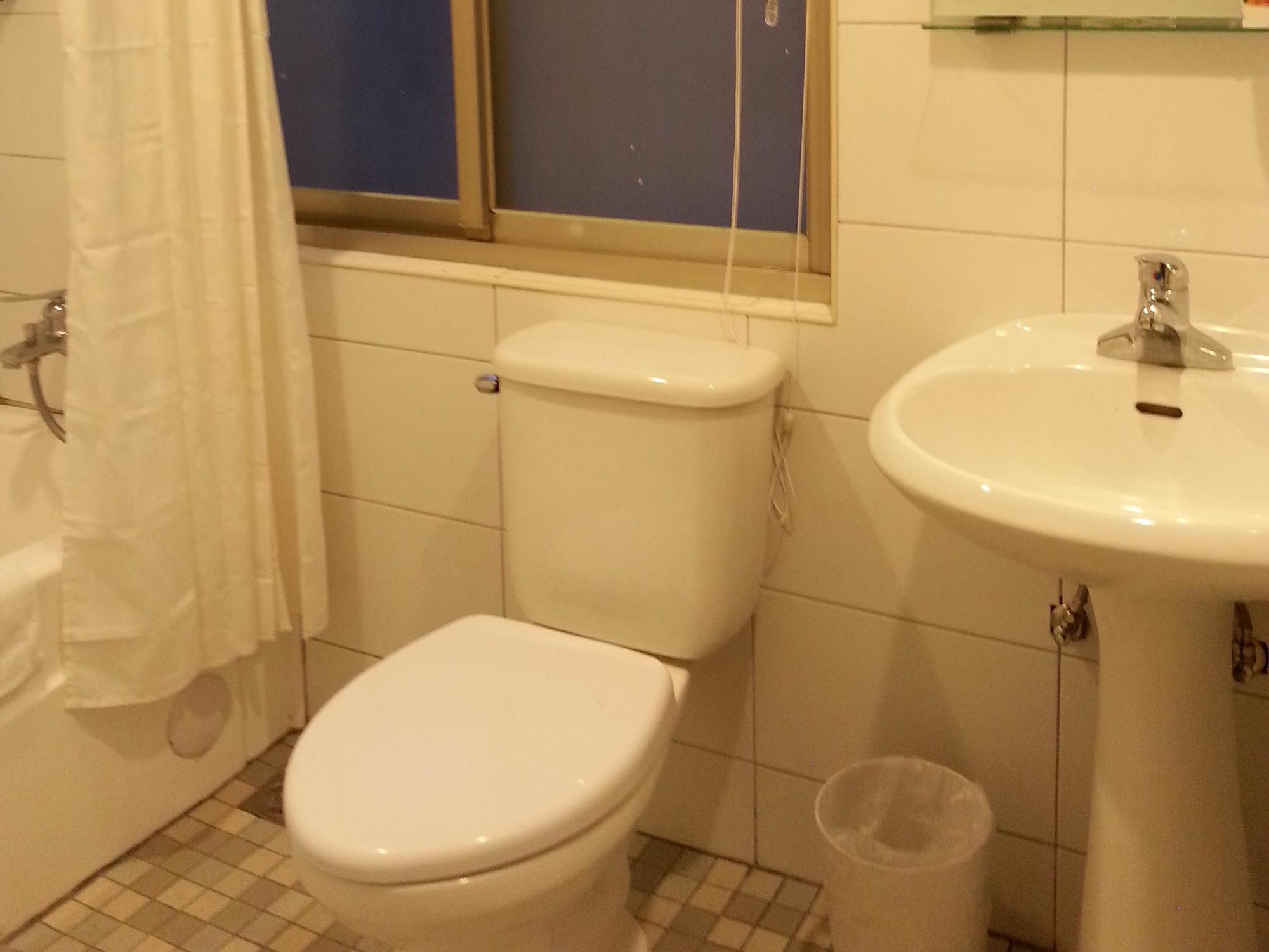 Holiday Fun Hostel 台北市 エクステリア 写真