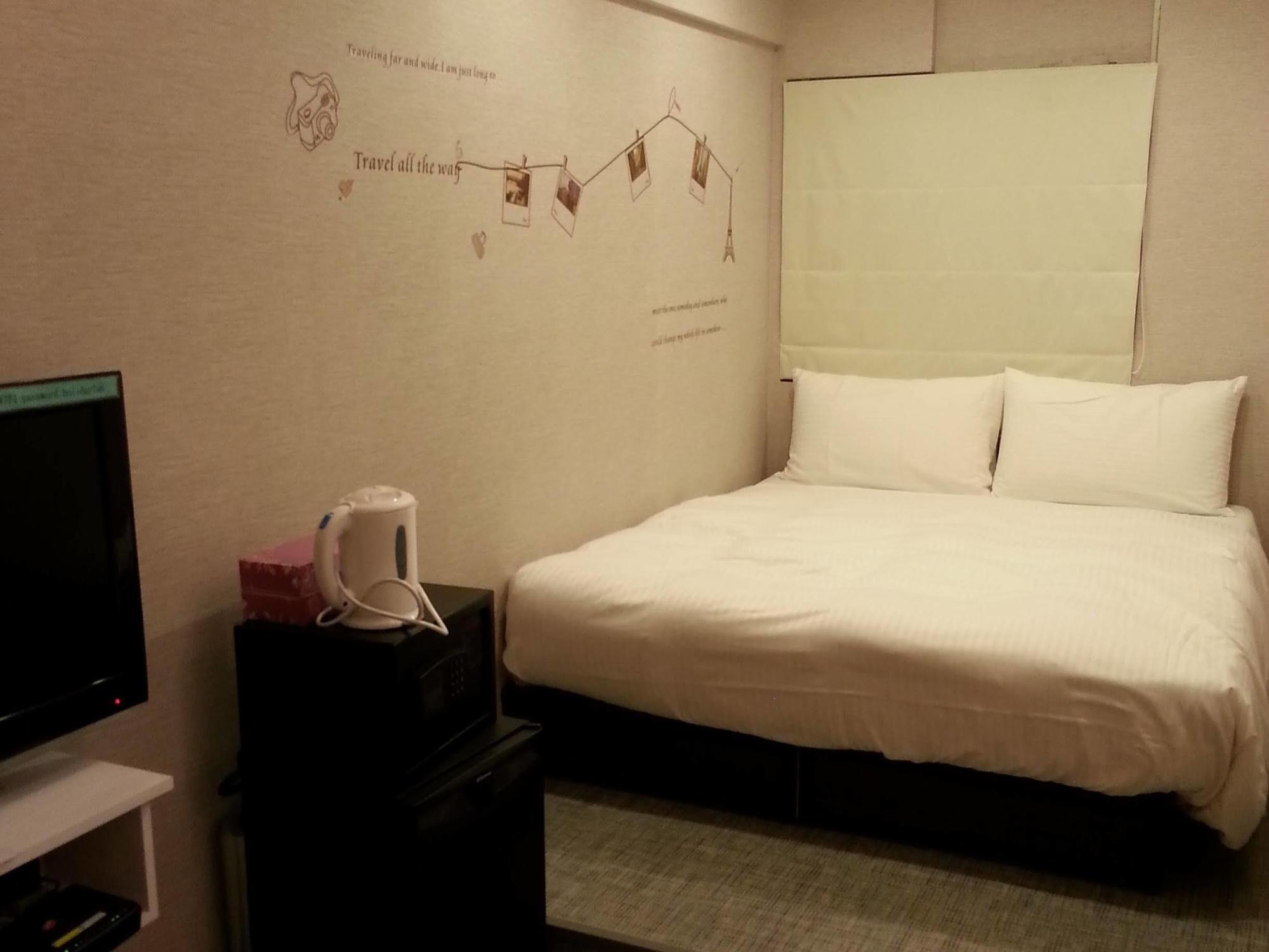 Holiday Fun Hostel 台北市 エクステリア 写真