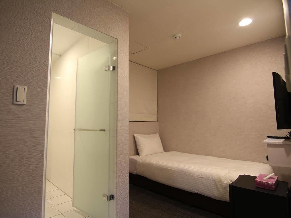 Holiday Fun Hostel 台北市 エクステリア 写真