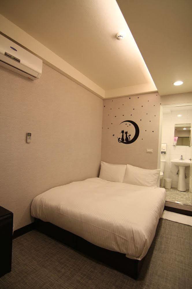 Holiday Fun Hostel 台北市 エクステリア 写真